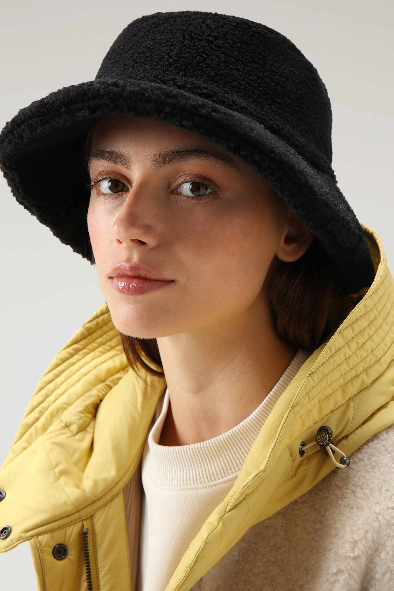 Curly Hat in Fleece and Sherpa Wool Black photo 3 | Woolrich