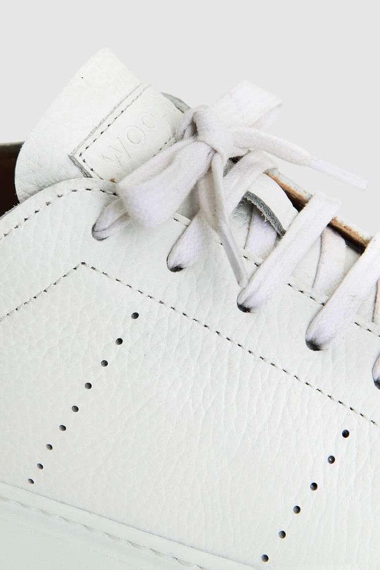 Tumbled leather Classic Court sneakers