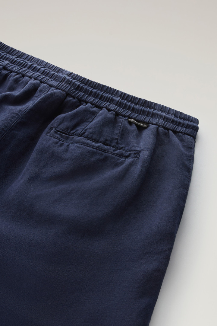 Garment Dyed Cargo Pants in Cotton-linen Blend Blue photo 7 | Woolrich