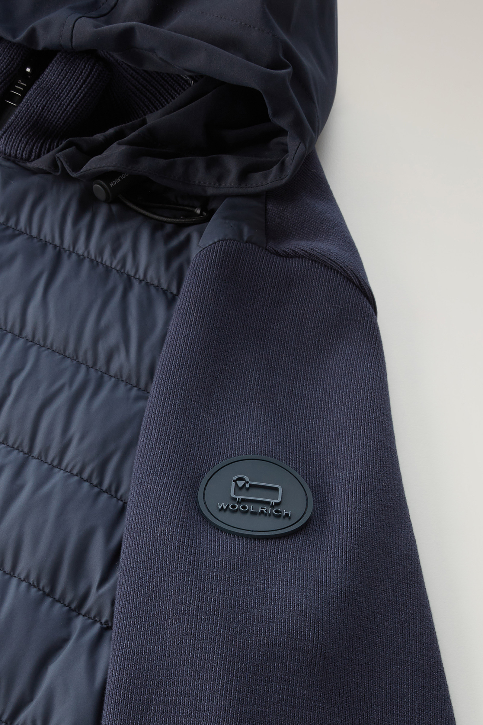 Hybridjacke Sundance aus gesteppter Mikrofaser und reiner Baumwolle mit Kapuze blau photo 7 | Woolrich