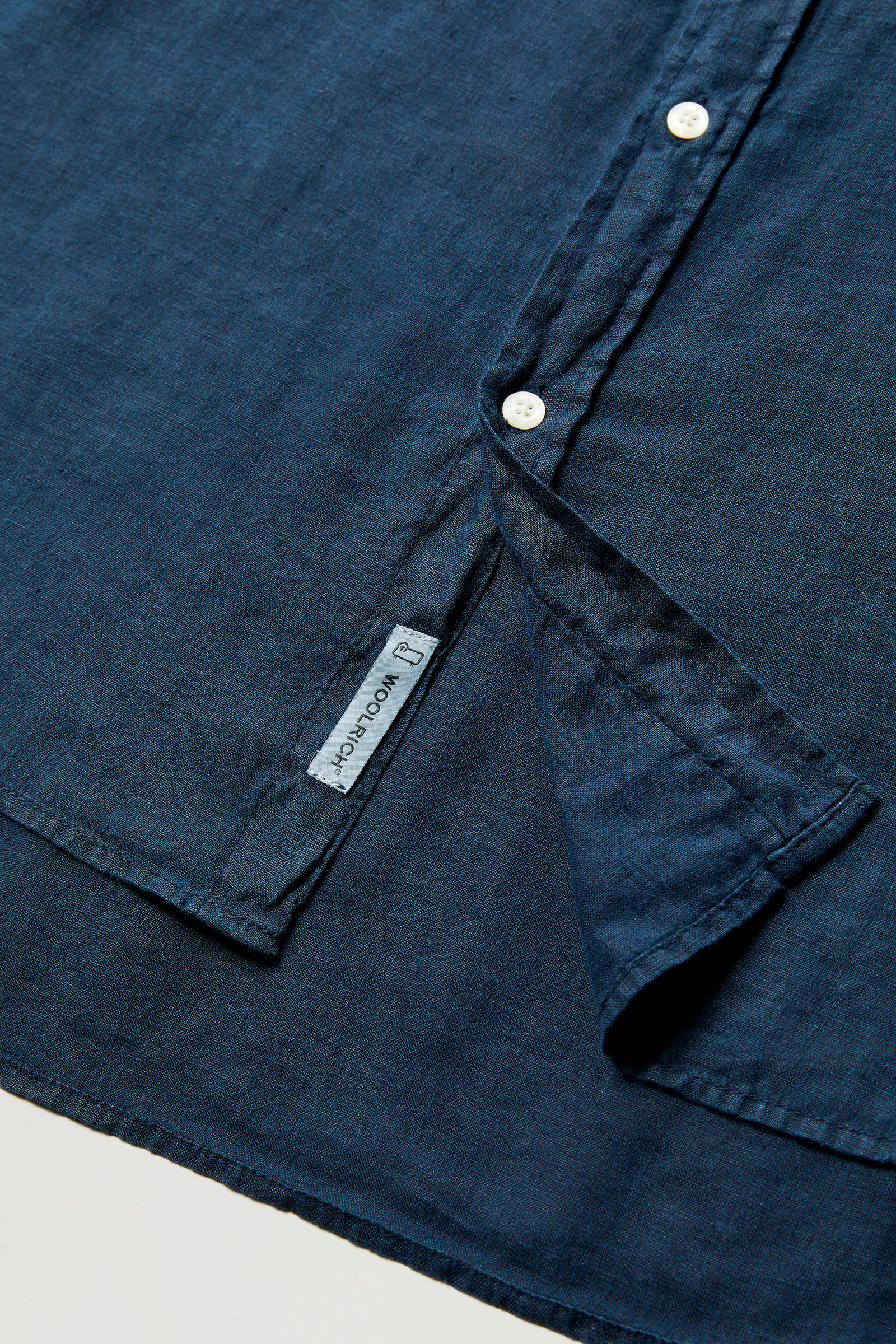 Camisa de puro lino teñida en prenda con cuello mao azul photo 3 | Woolrich