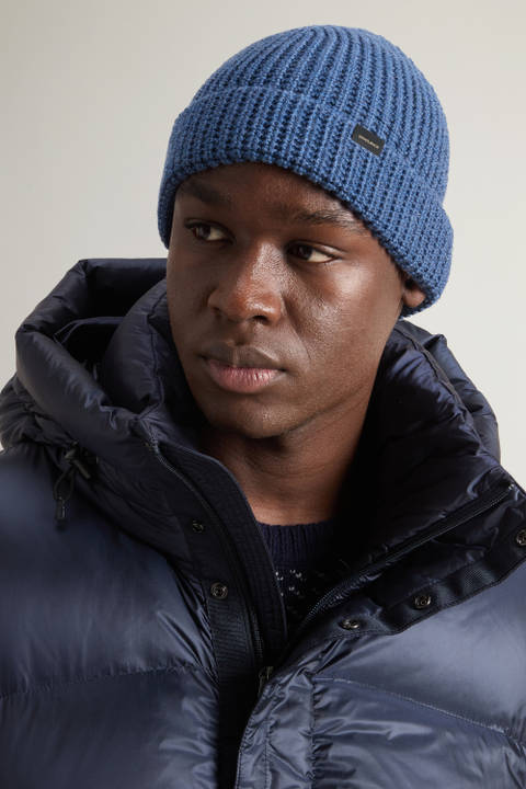 Beanie in Pure Merino Virgin Wool with Honeycomb Stitch Blue photo 2 | Woolrich