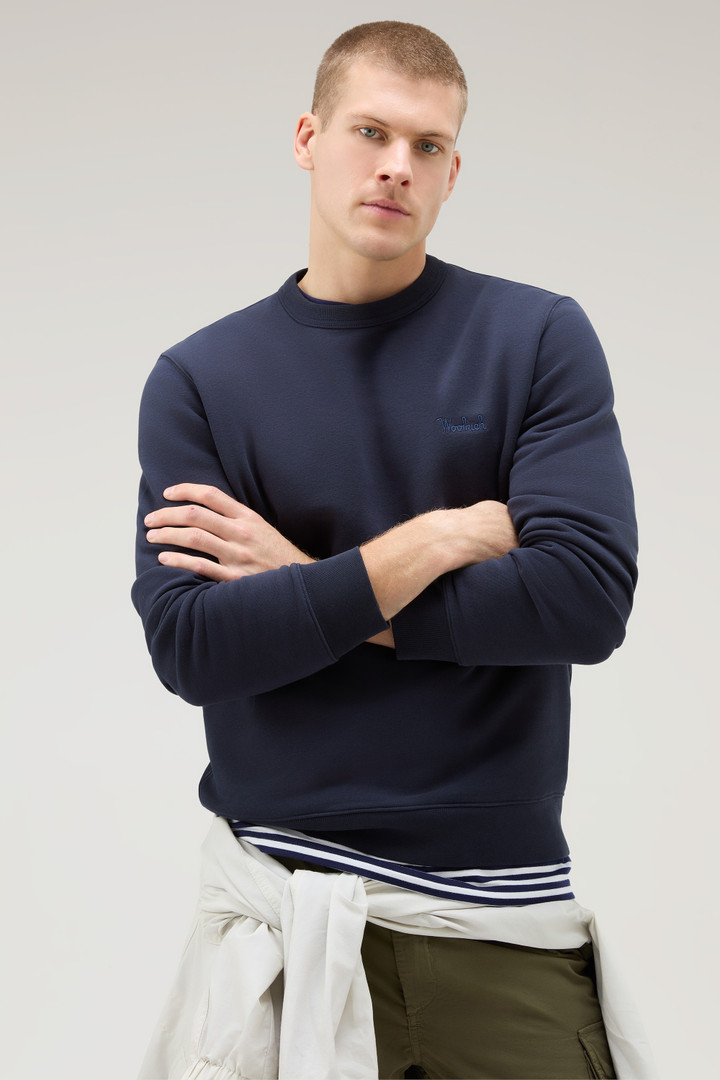 Sweatshirt mit Rundhalsausschnitt aus Baumwoll-Mischgewebe mit gesticktem Logo Blau photo 4 | Woolrich