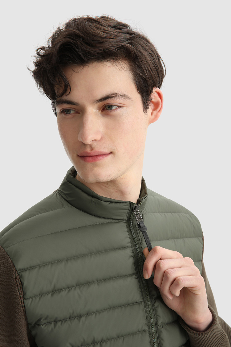Gesteppte Trainingsjacke mit gestrickten Ärmeln
