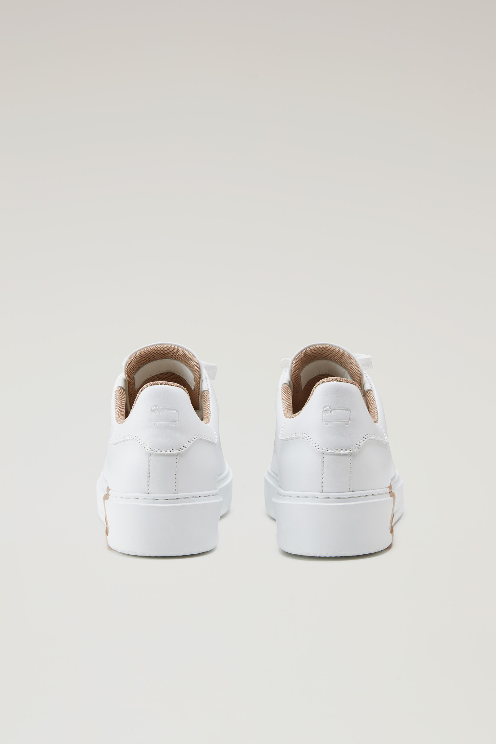 Sneakers Classic Court aus weichem Leder mit Kontrastfutter weiß photo 3 | Woolrich