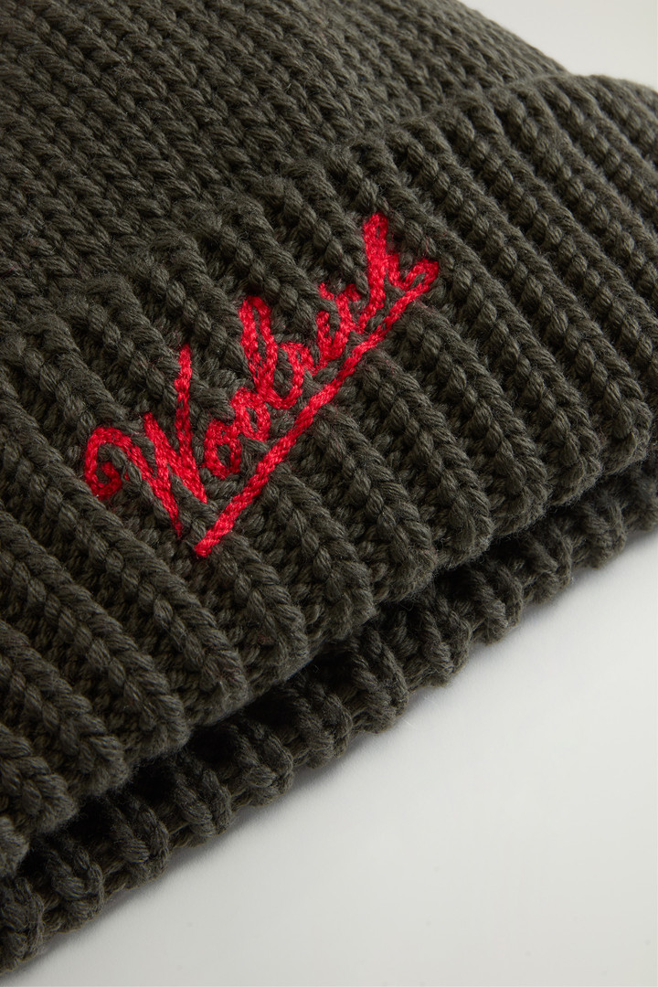 Beanie in Pure Merino Virgin Wool with Contrasting Logo Green photo 3 | Woolrich