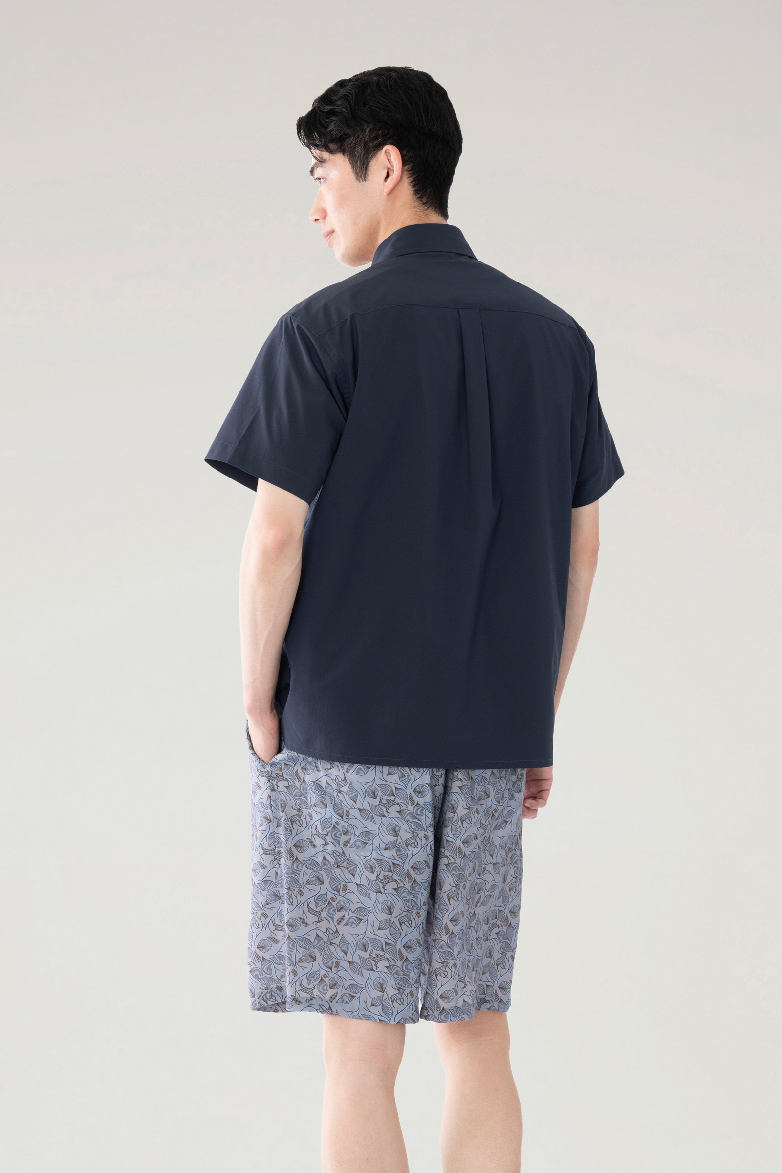 Anytime Short-Sleeved Shirt in Recycled Stretch Polyester Blue photo 3 | Woolrich