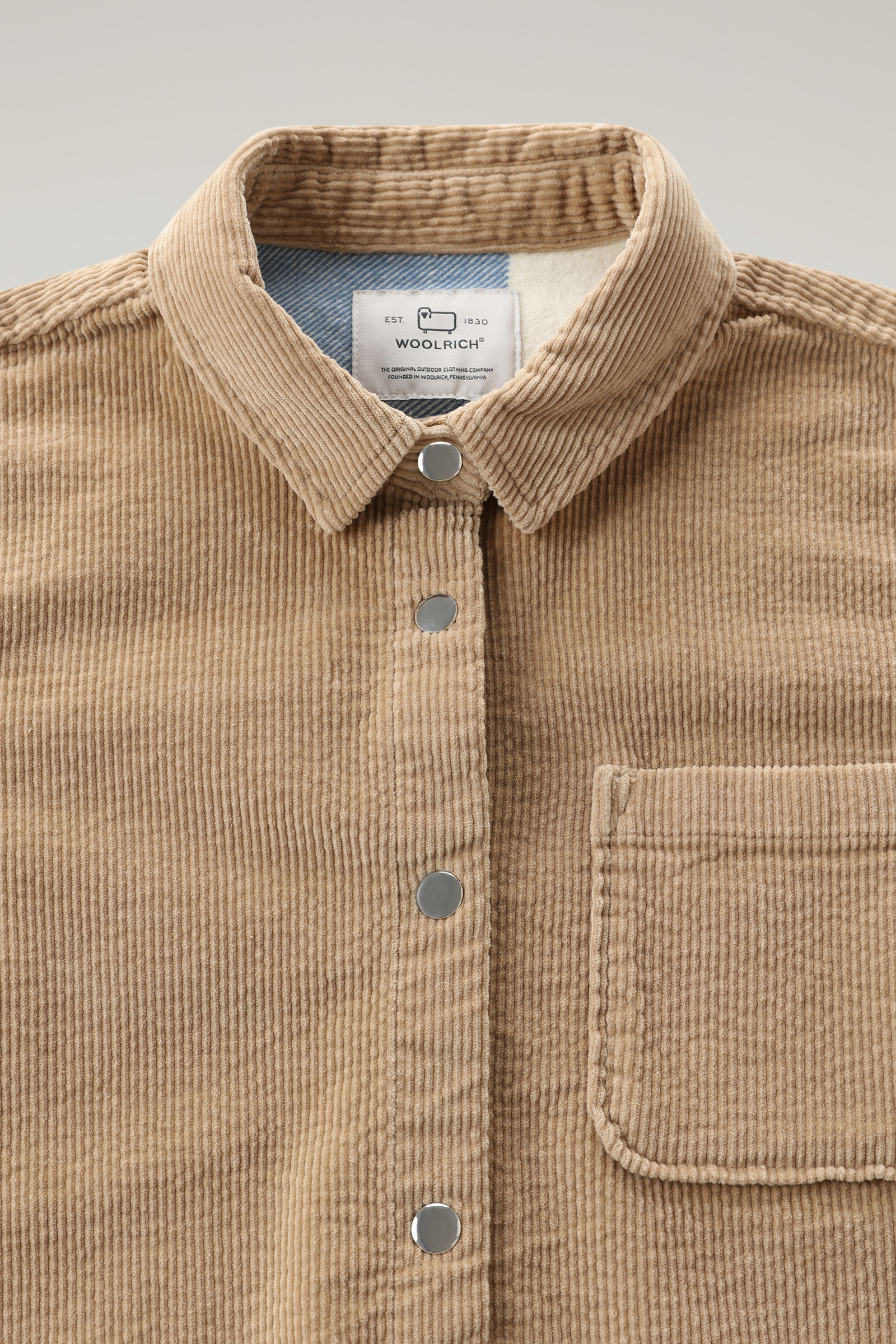 Veste chemise pour fille en velours Khaki photo 3 | Woolrich