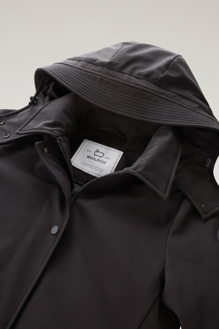 Firth Trench in Tech Softshell Black photo 2 | Woolrich