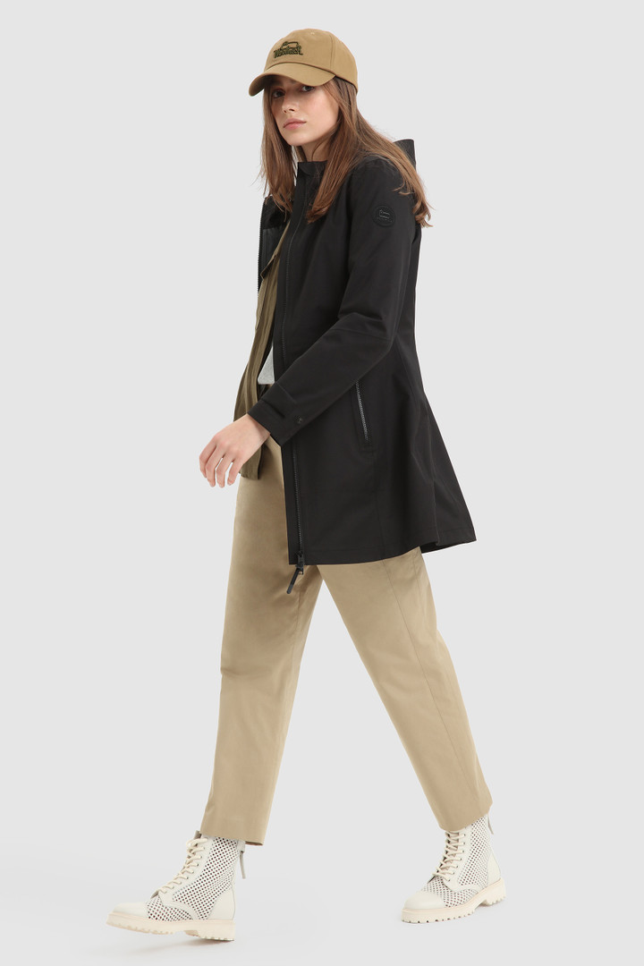 Ultraleichter, wasserdichter Parka Leavitt Schwarz photo 2 | Woolrich