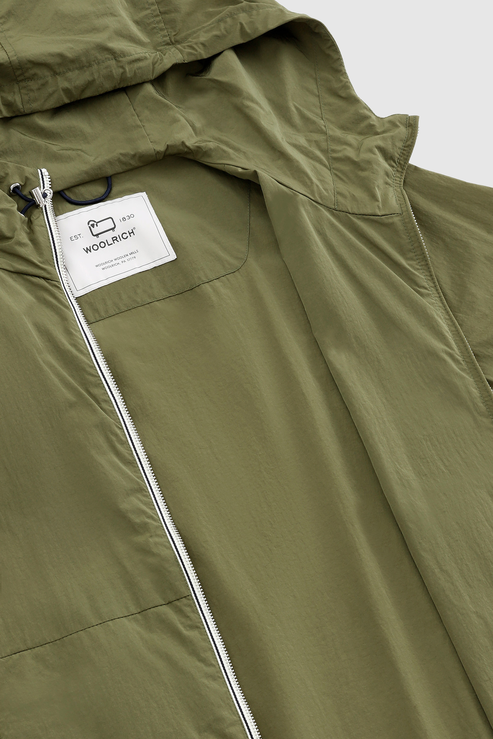 Giacca a vento ultraleggera in crinkle nylon verde photo 9 | Woolrich