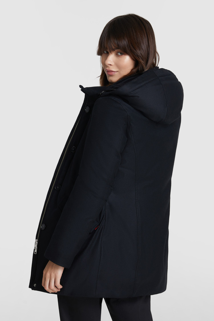 Arctic Parka luxe in lana pregiata, pelliccia coyote