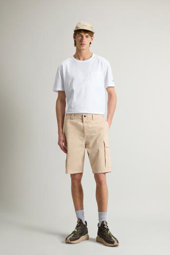 Garment-Dyed Cargo Short in Pure Cotton Beige | Woolrich