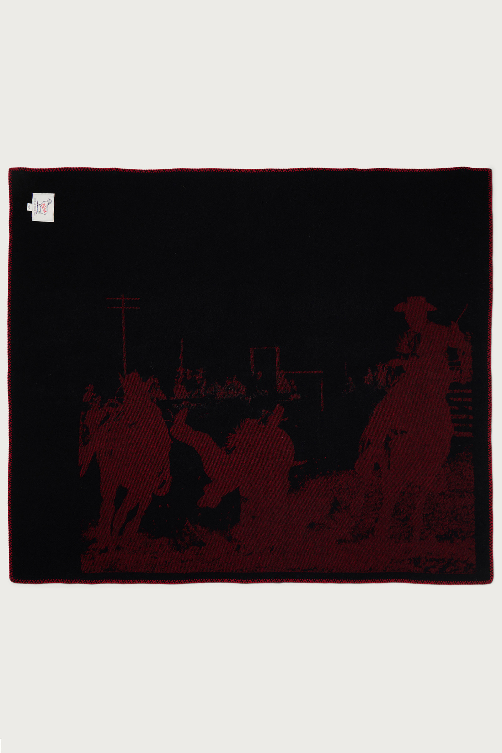 Decke aus einer Wollmischung - One Of These Days / Woolrich rot photo 2 | Woolrich