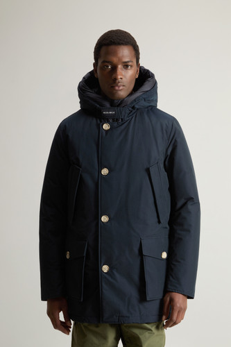 Woolrich Man Arctic Parka in Ramar Cloth Blue Size M