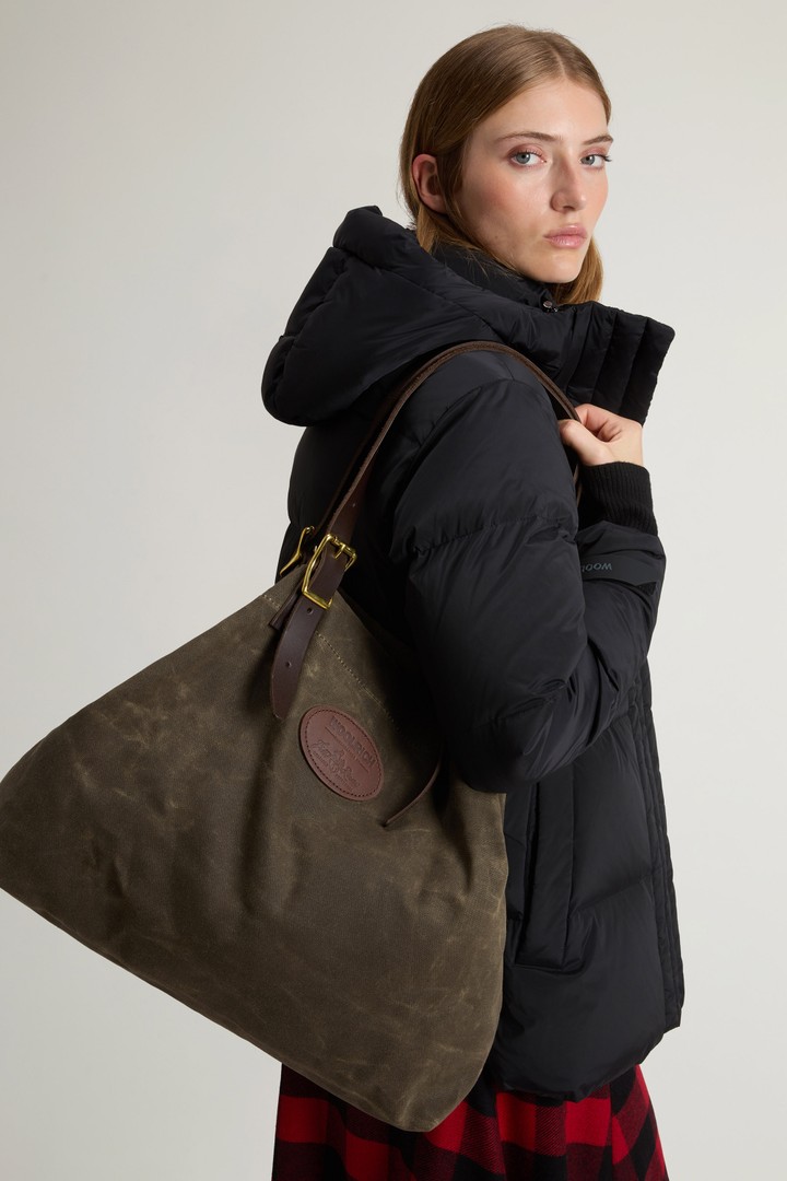 Bazaar Tote Bag in Waxed Pure Cotton Green photo 8 | Woolrich