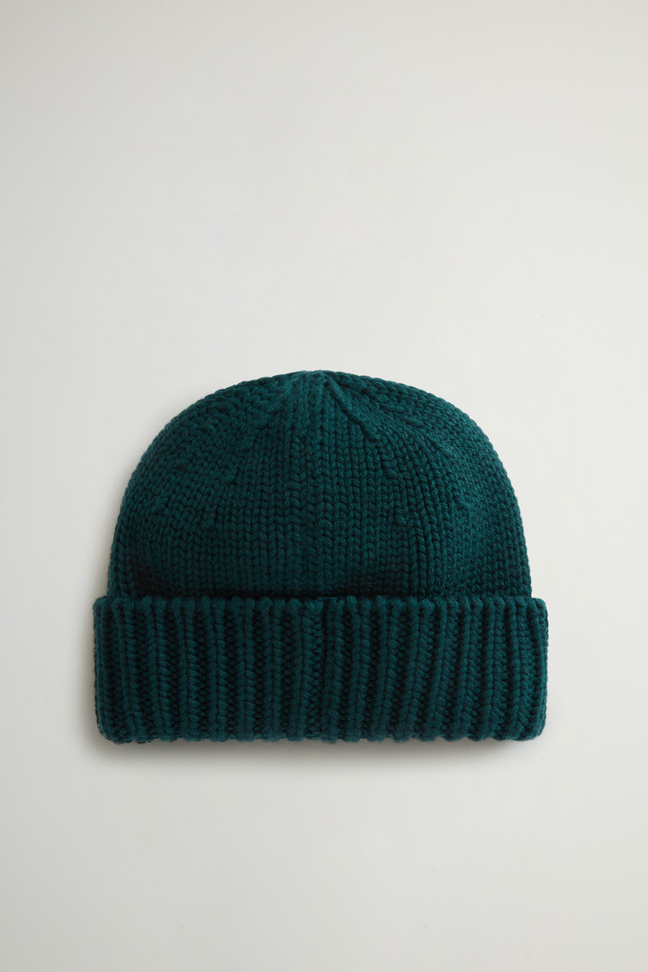 Beanie in Pure Merino Virgin Wool with Contrasting Logo Green photo 2 | Woolrich