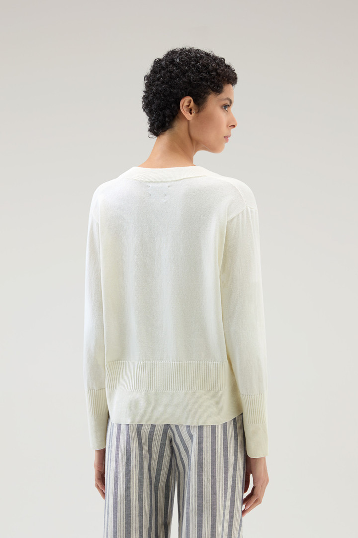 V-Neck Sweater in Cotton and Cashmere White photo 3 | Woolrich