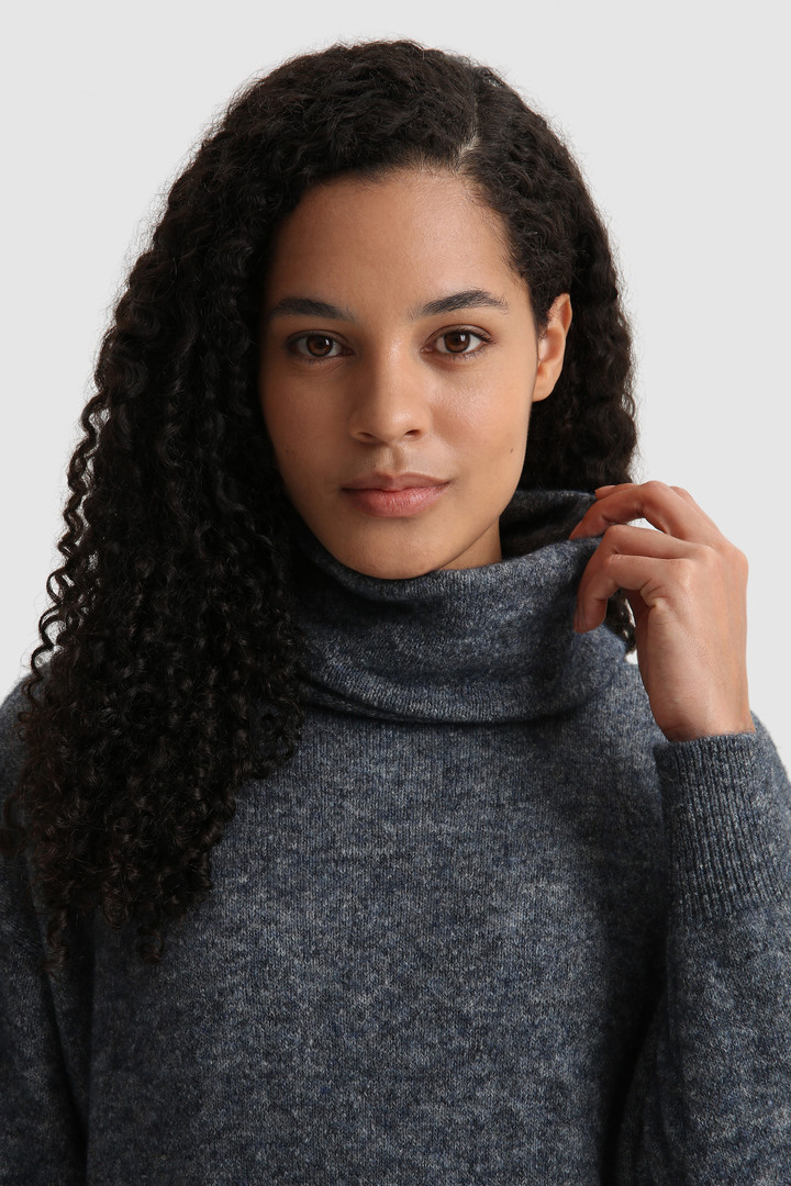 Stretch Turtleneck Sweater in wool blend