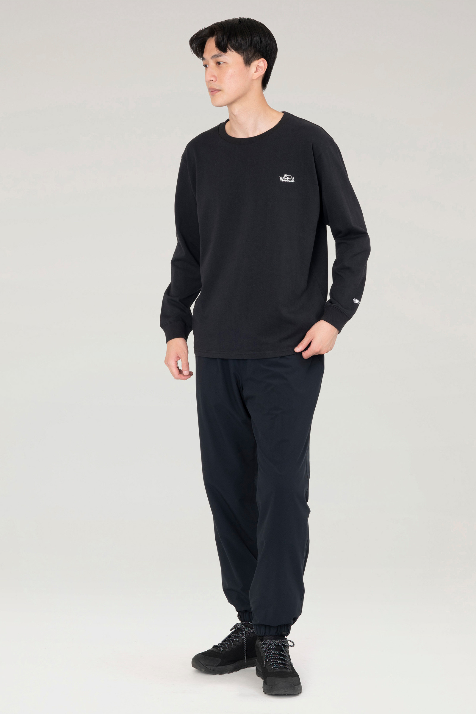 Vintage Long Sleeve T-shirt in Cotton with Back Print Black photo 3 | Woolrich