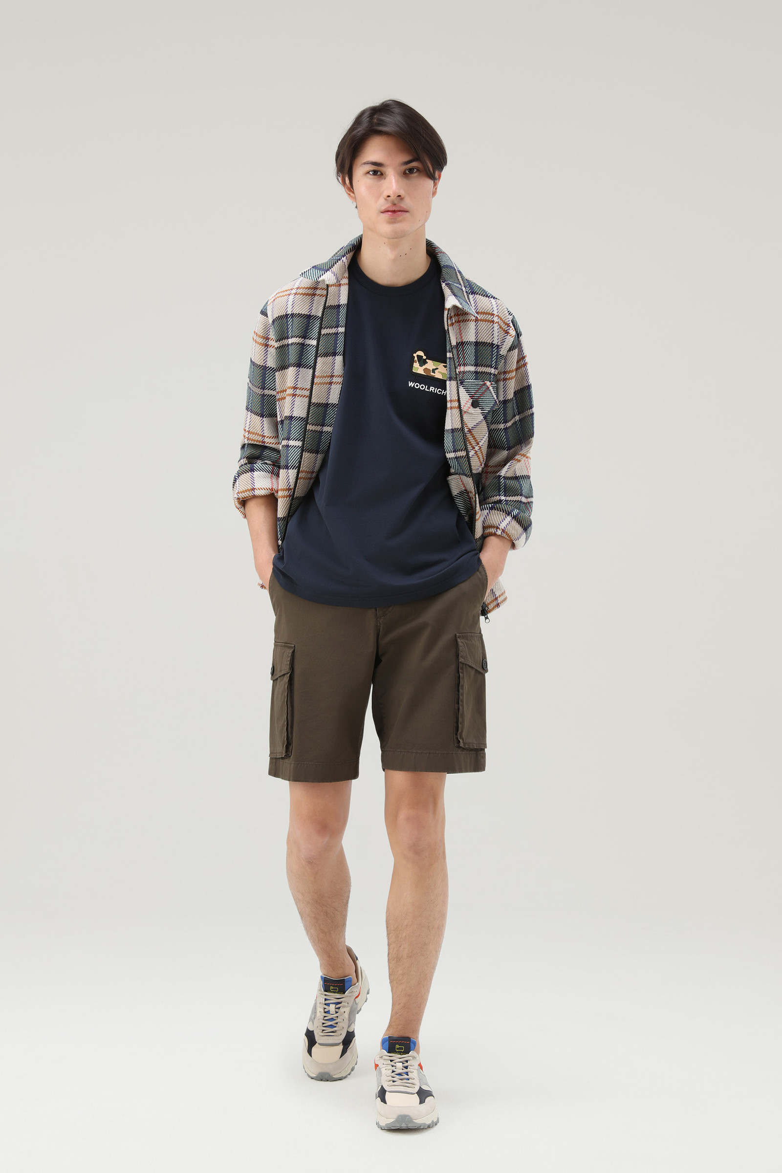 T-shirt aus reiner Baumwolle mit Camouflage-Schaflogo blau photo 2 | Woolrich