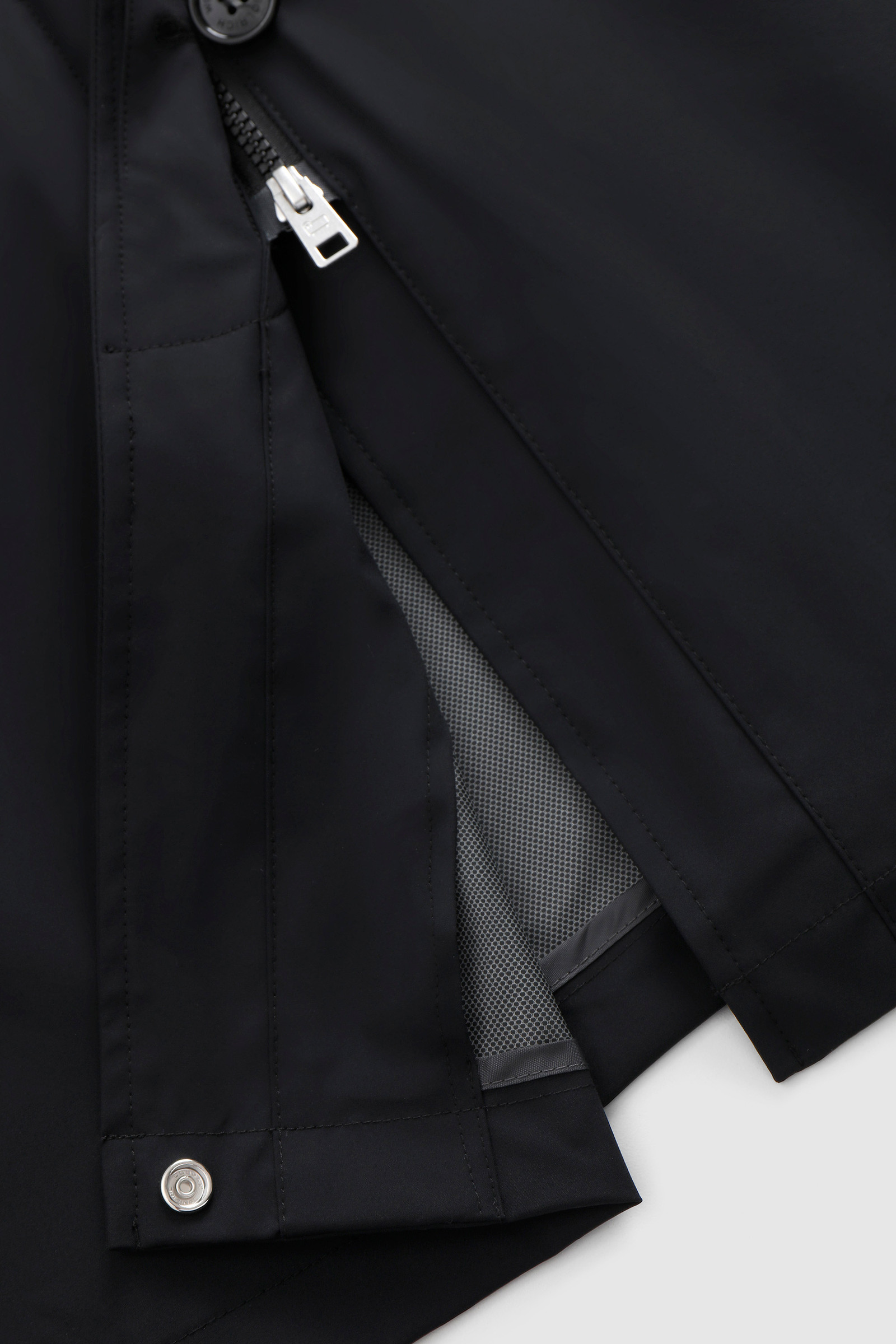 Leichter Trenchcoat Fayette Schwarz photo 9 | Woolrich