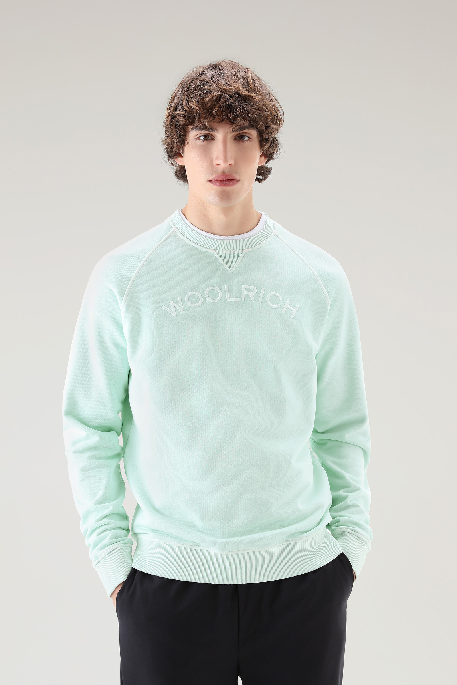Pullover im College-Stil mit Rundhalsausschnitt aus stückgefärbtem Fleece aus reiner Baumwolle grün | Woolrich