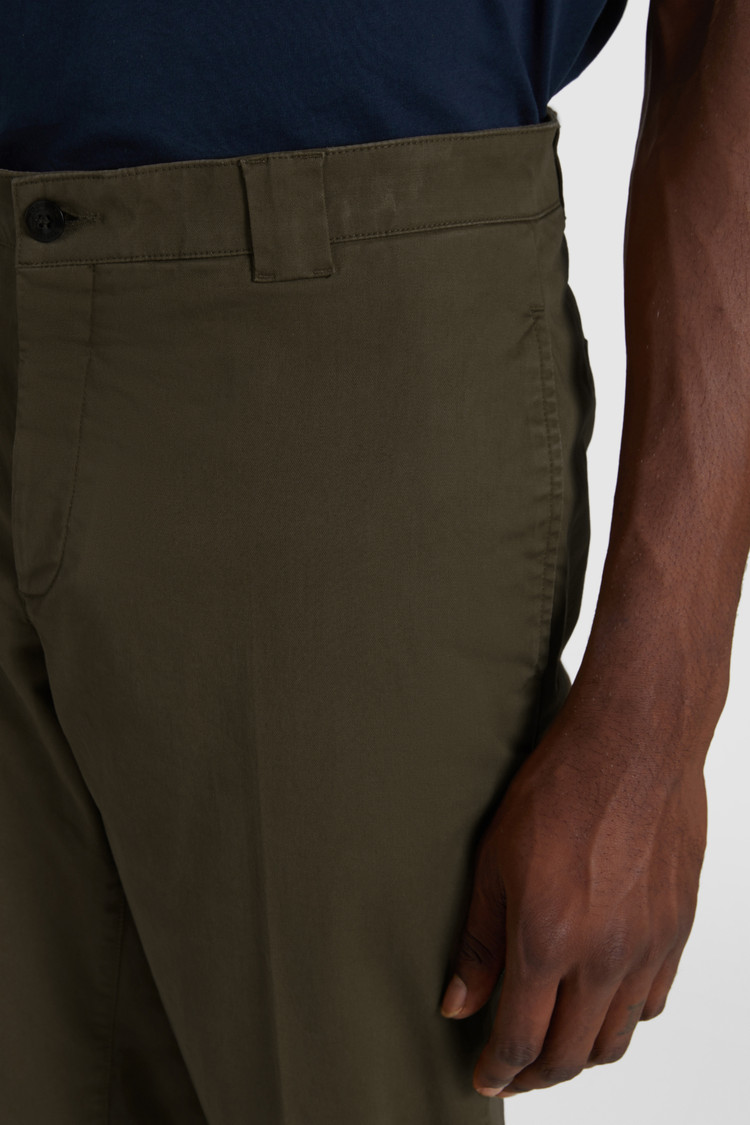 Chino pants in yarn-dyed cotton