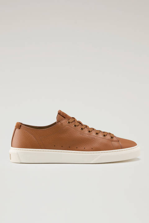 Cloud Court Sneakers in Tumbled Leather Brown | Woolrich