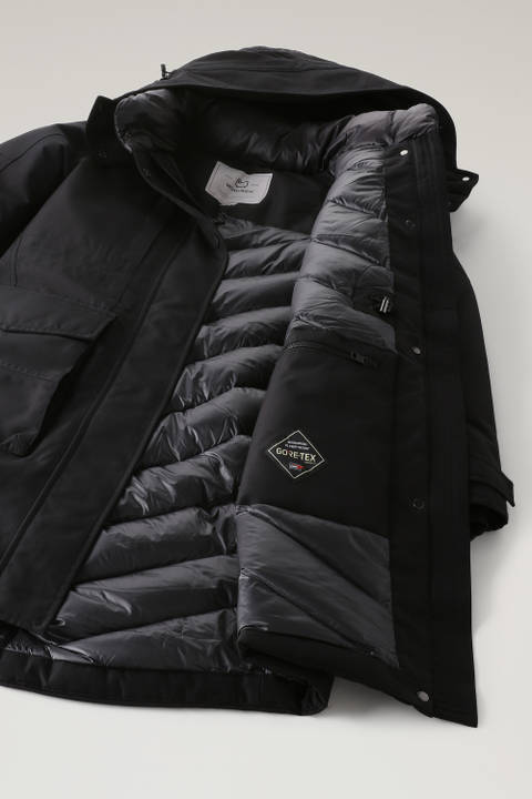 Waterproof Cayuta Parka in GORE-TEX Black photo 2 | Woolrich