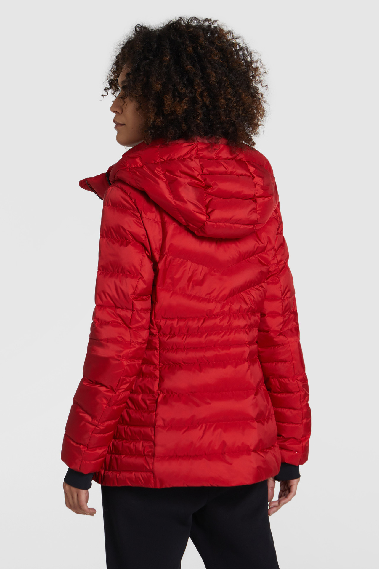 Chaqueta técnica con capucha