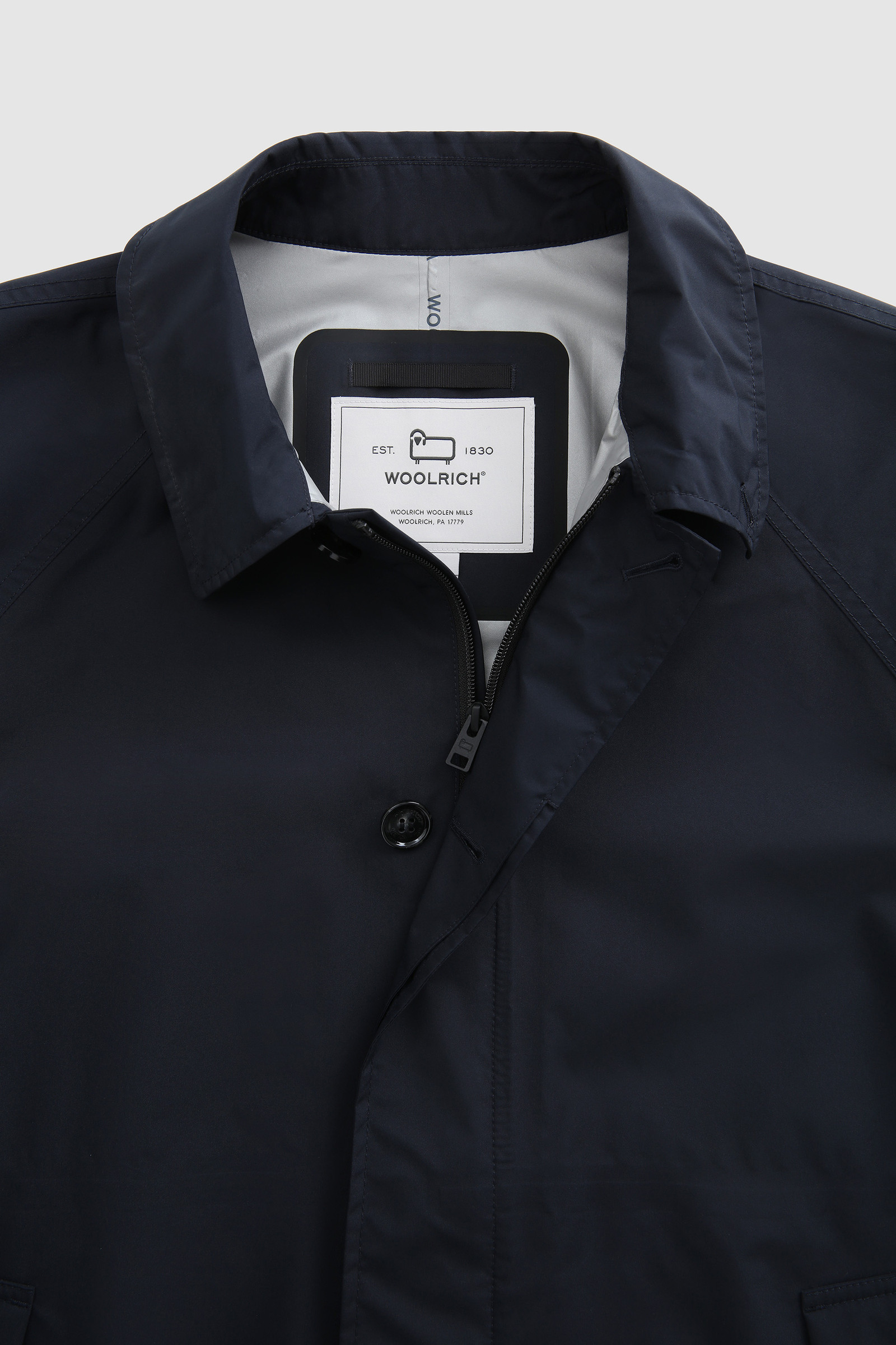 GORE-TEX ultralight high-tech waterproof coat Blue photo 5 | Woolrich
