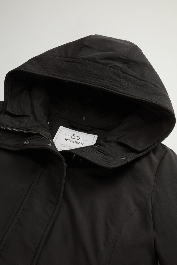 Boulder Parka in Ramar Cloth with Hood and Detachable Faux Fur Trim Black photo 7 | Woolrich