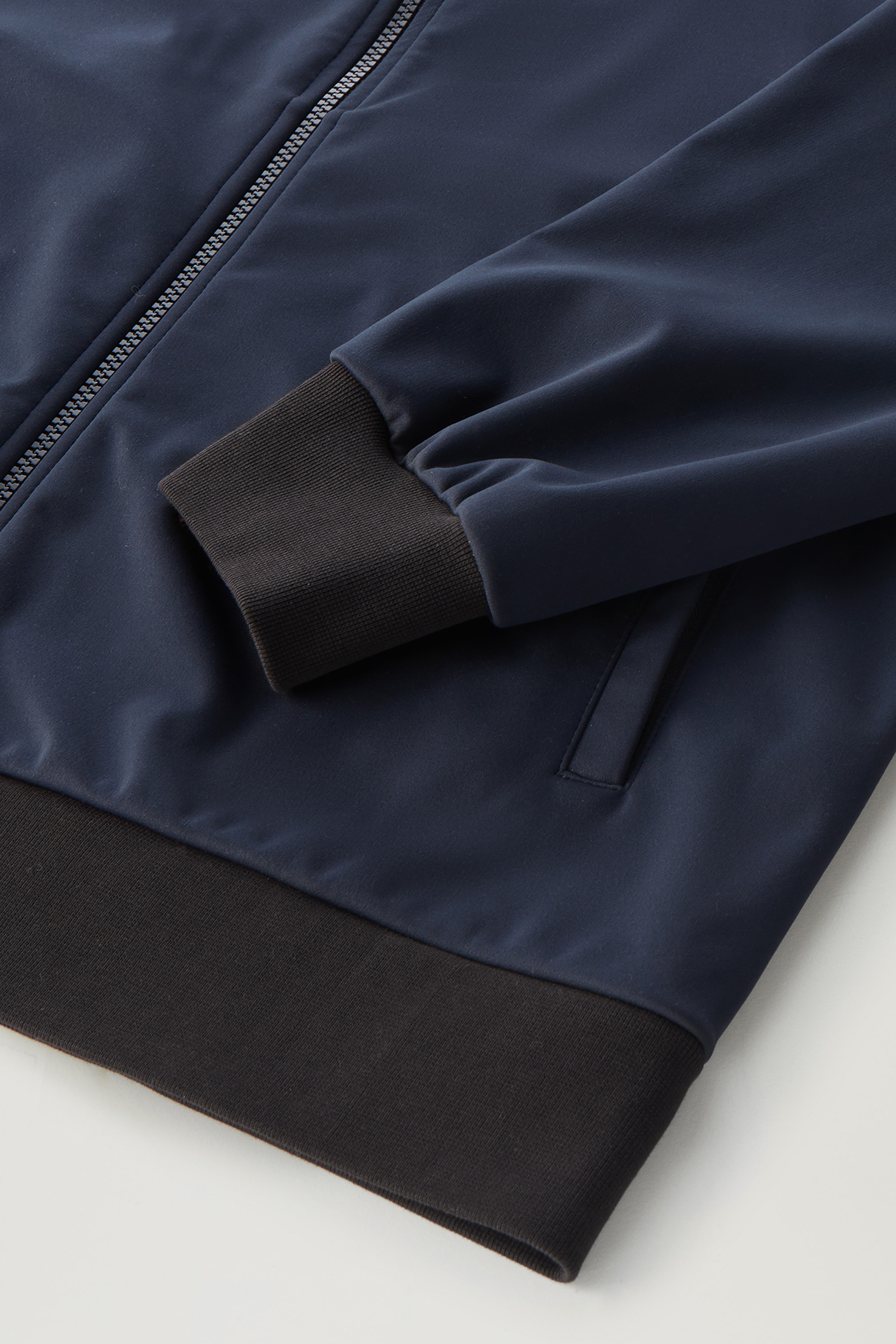 Softshell-Kapuzenpullover mit durchgehendem Reißverschluss blau photo 8 | Woolrich