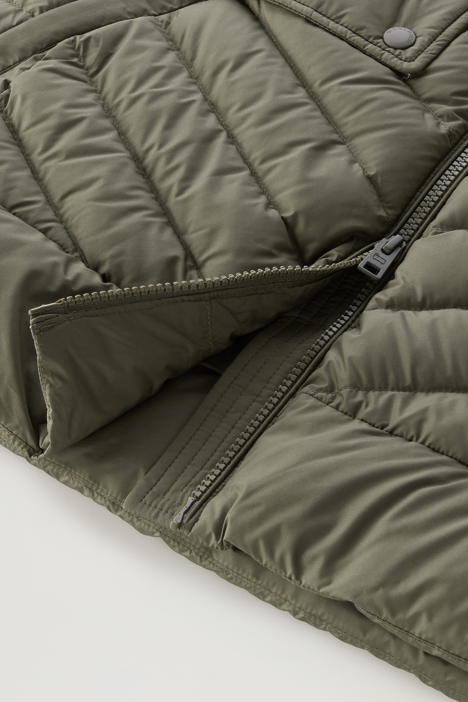Quilted Hybrid Jacket with Detachable Hood Green photo 9 | Woolrich