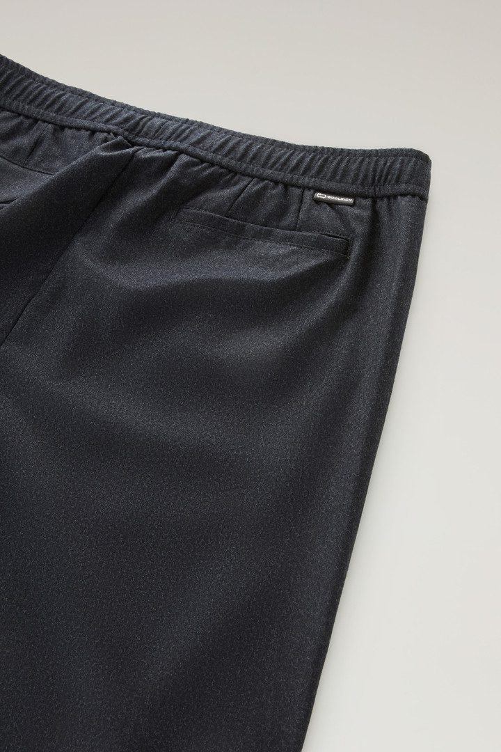 Pants in Vitale Barberis Canonico Virgin Wool Flannel Gray photo 4 | Woolrich