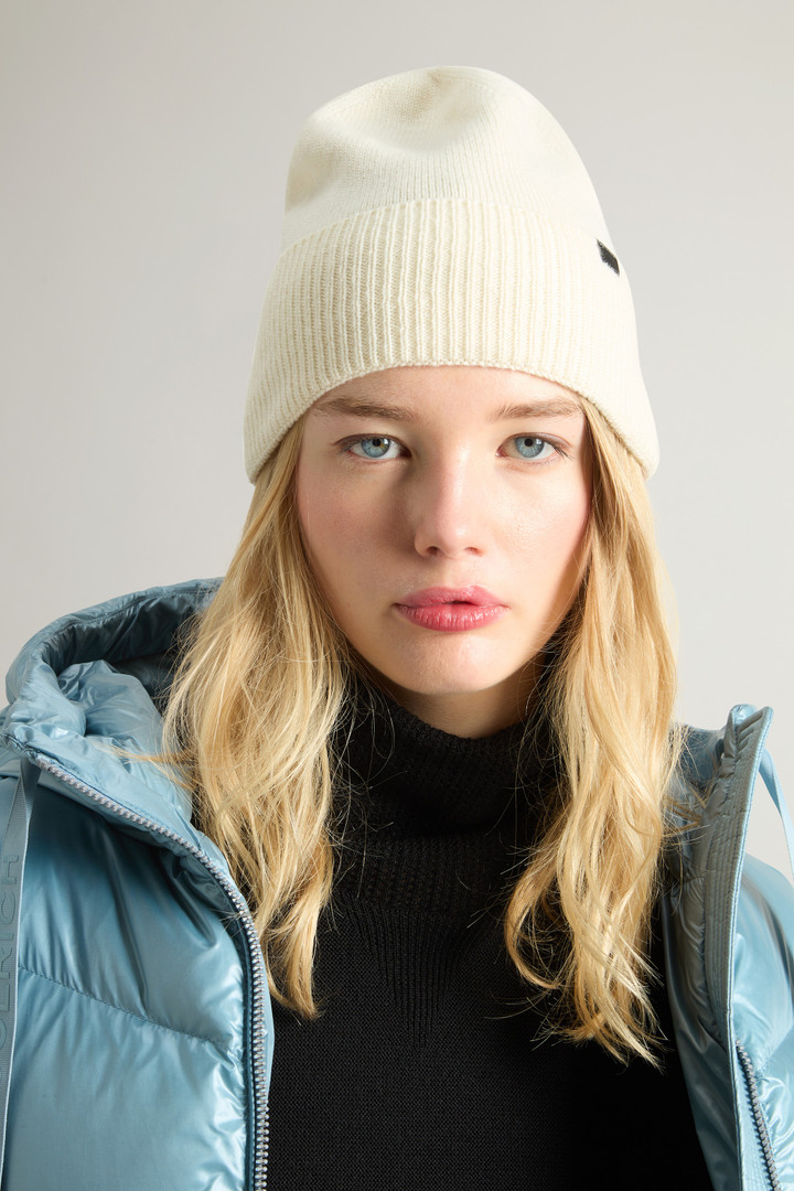 Beanie in Pure Cashmere White photo 4 | Woolrich