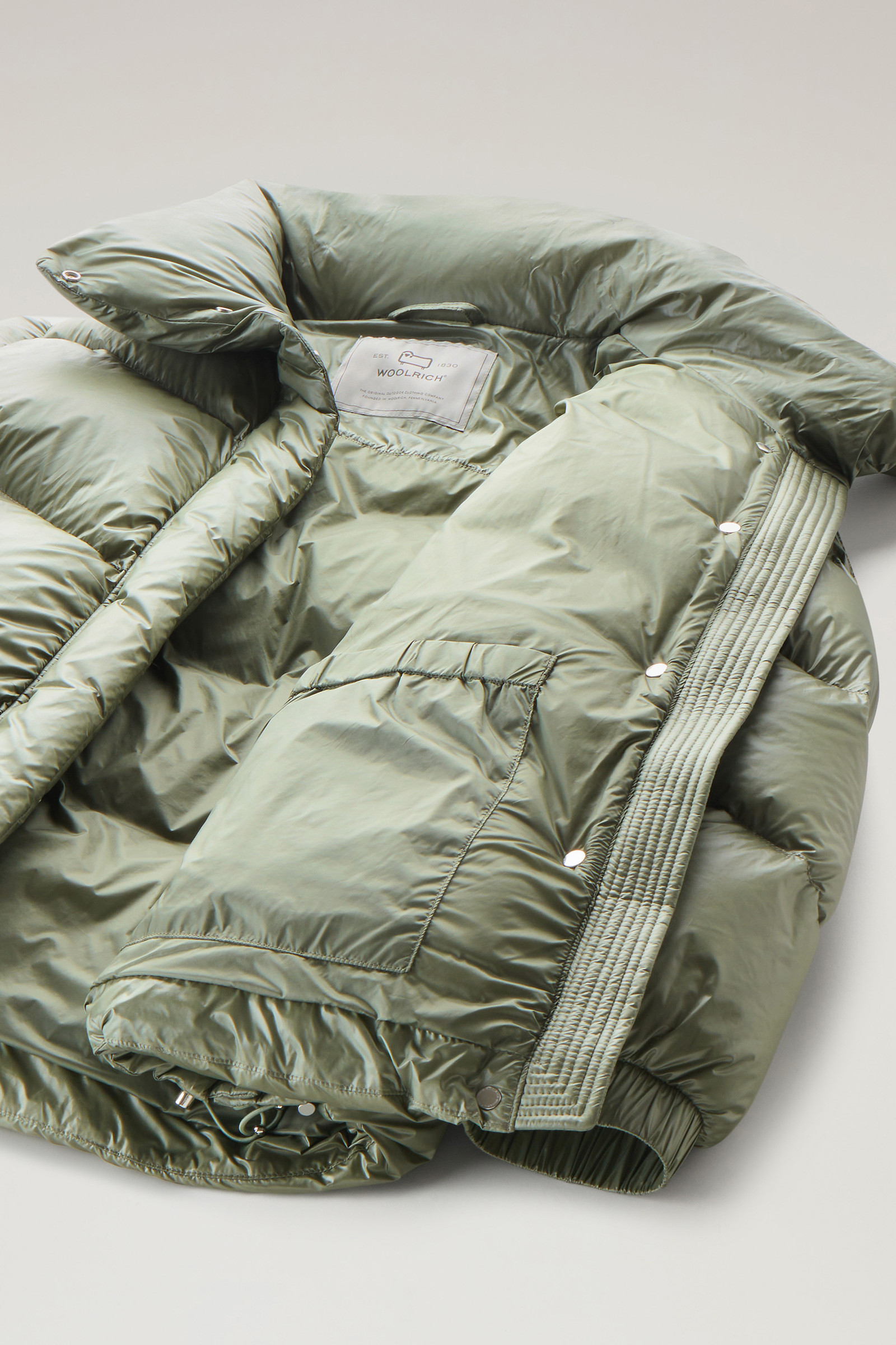 Aliquippa Down Jacket in Glossy Nylon Green photo 9 | Woolrich