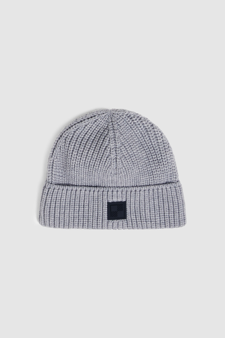 Wool beanie with check logo