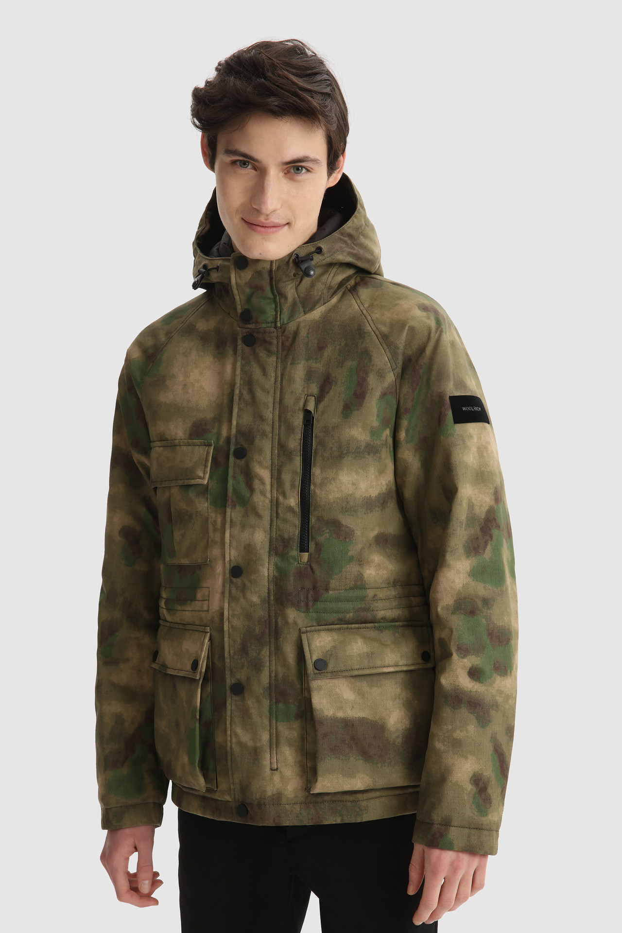 Men's Mountain Jacket in waxed cotton camo Green | Woolrich