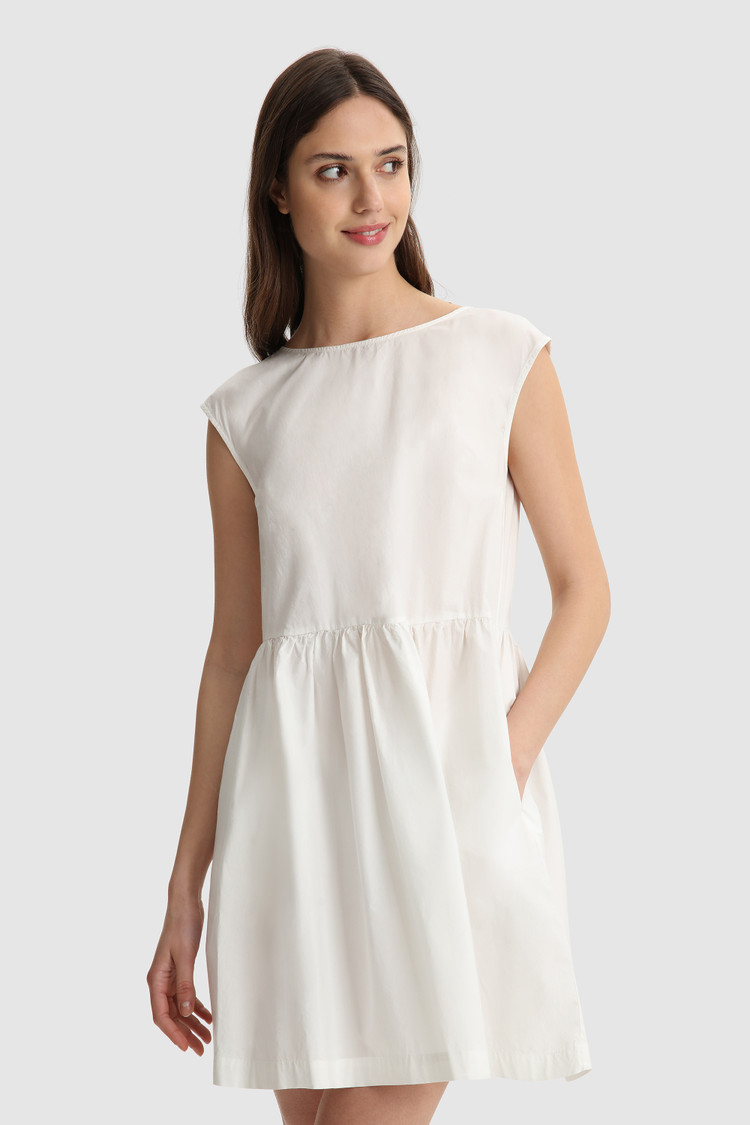 Vestito in cotone con maniche ad aletta
