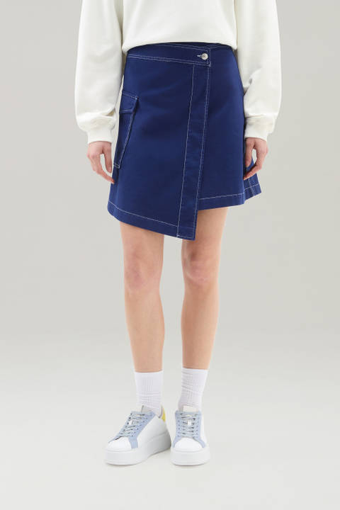 Garment-Dyed Wrap Cargo Skirt in Cotton Twill Blue | Woolrich
