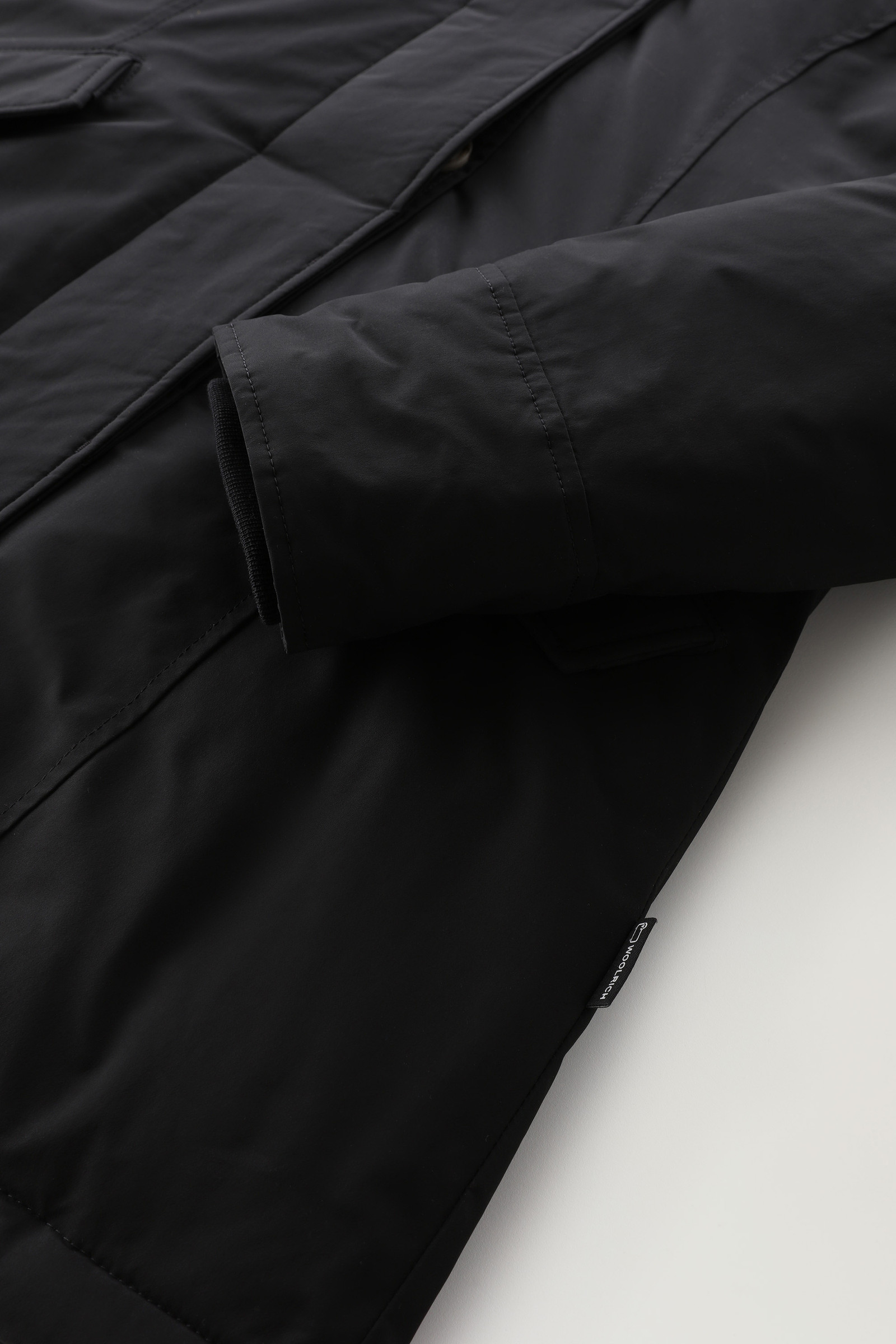 Arctic Parka en Urban Touch avec fourrure amovible noir photo 8 | Woolrich