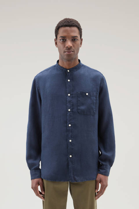 Garment-dyed Shirt with Mandarin Collar in Pure Linen Blue | Woolrich