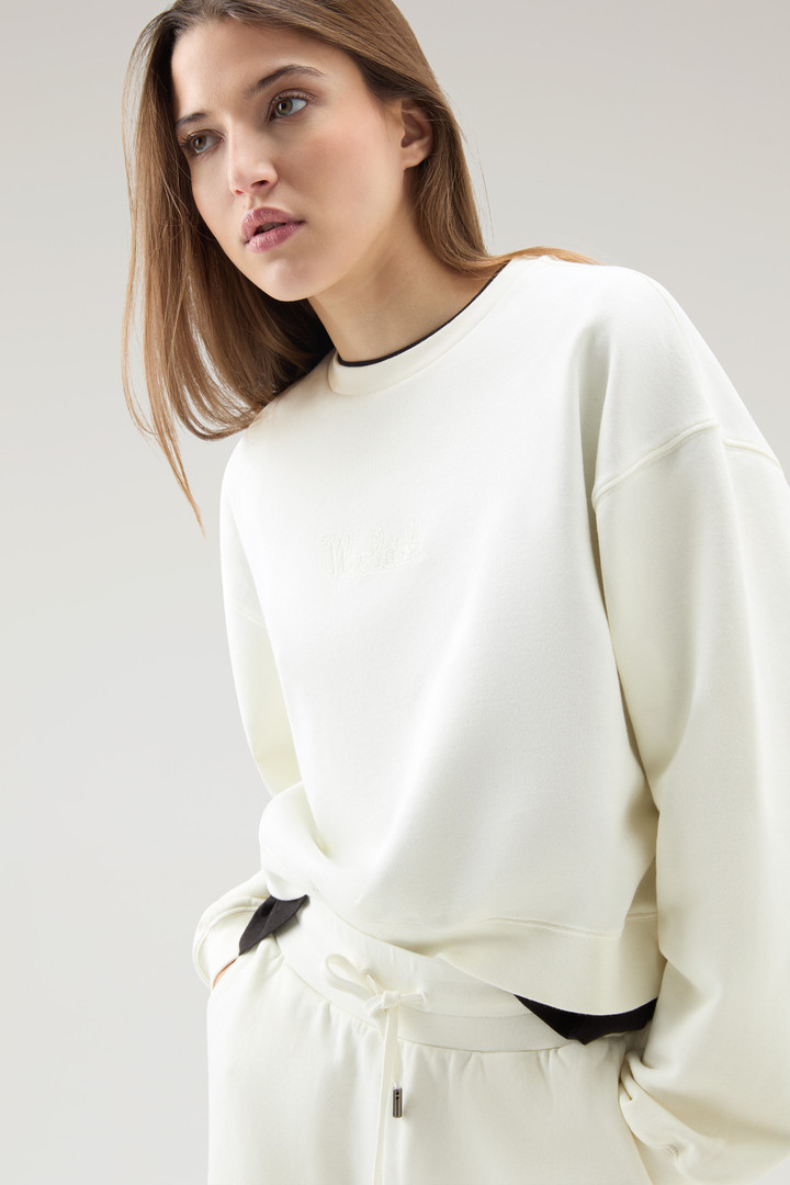 Sweat-shirt à col rond en pur coton avec logo brodé Blanc photo 4 | Woolrich