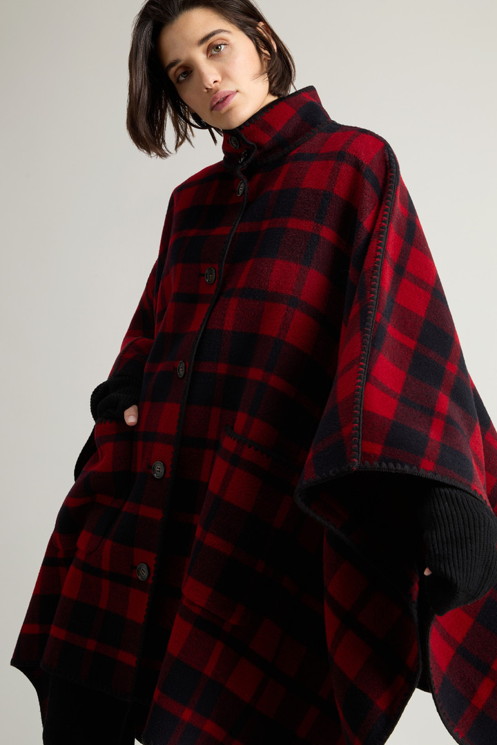 BLANKET CAPE Rot photo 4 | Woolrich