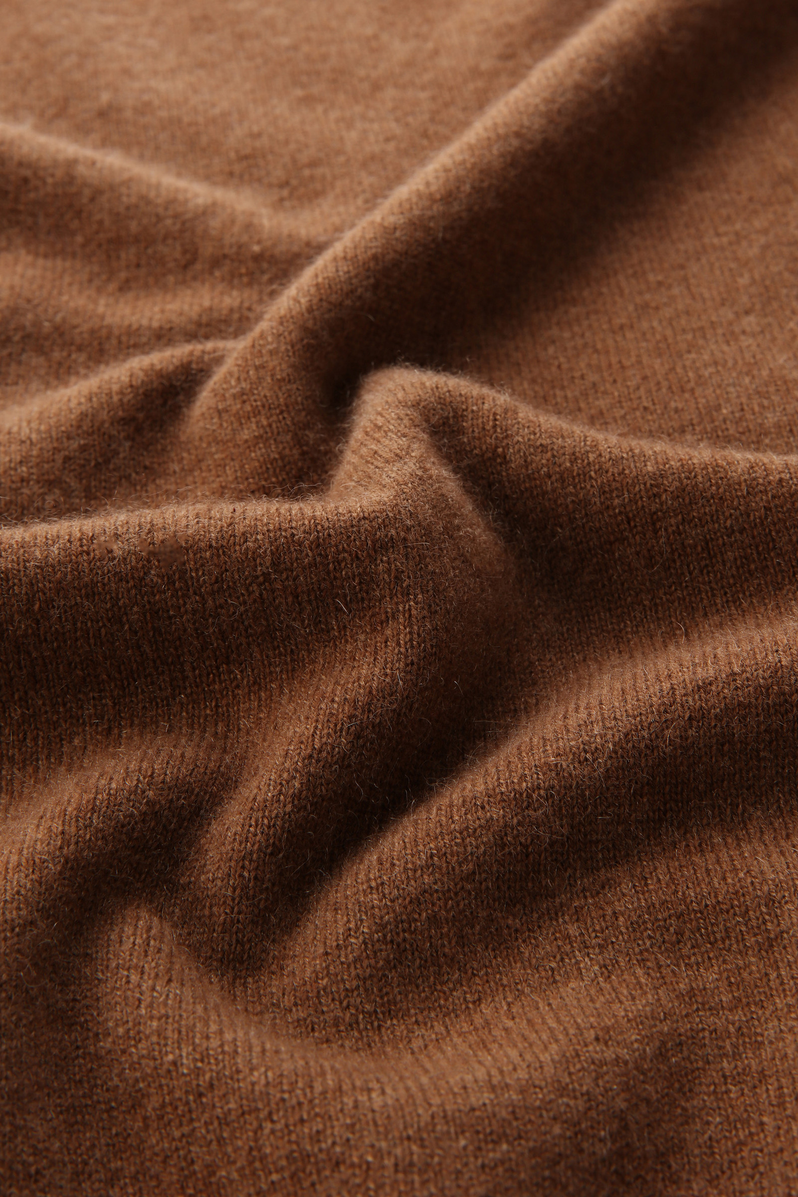 Luxe Crewneck in Pure Cashmere Brown photo 8 | Woolrich