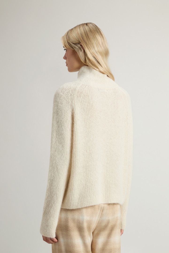 Rollkragenpullover aus Alpaka-Wollmischung Weiß photo 3 | Woolrich