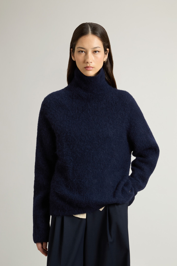 Rollkragenpullover aus Alpaka-Wollmischung Blau photo 1 | Woolrich