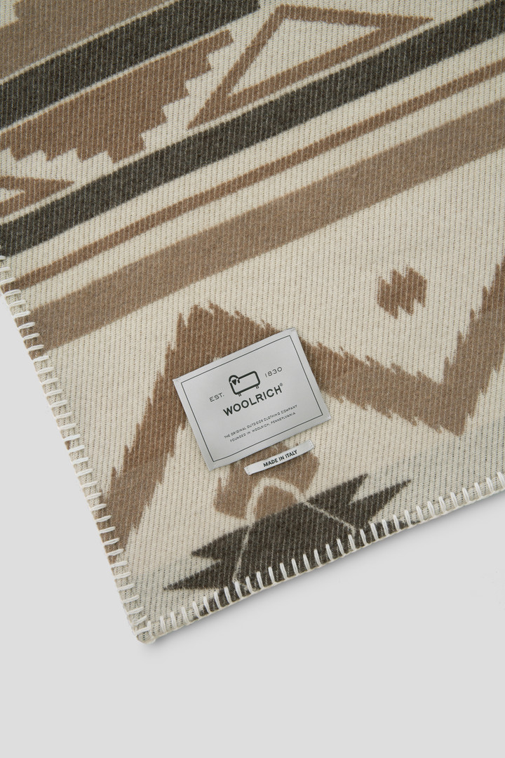 Jacquard Stripe Blanket in Pure Wool White photo 4 | Woolrich